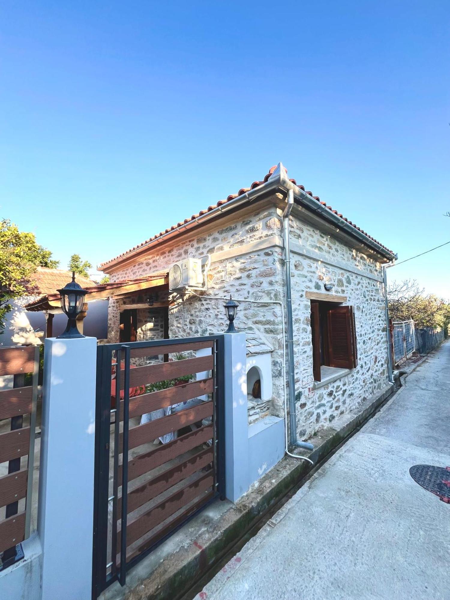 Niki Cottage Volos Exterior photo